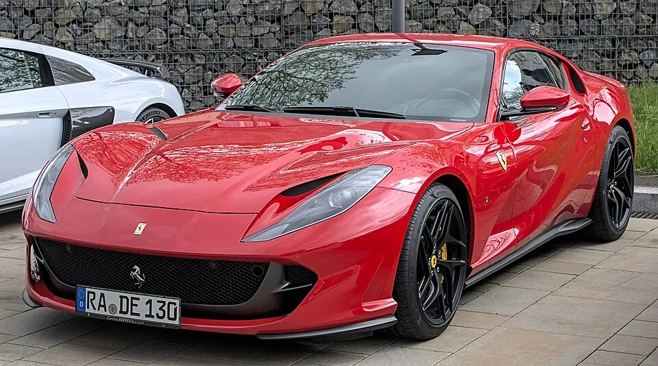 Red Ferrari 812 Superfast, three-quarter front view