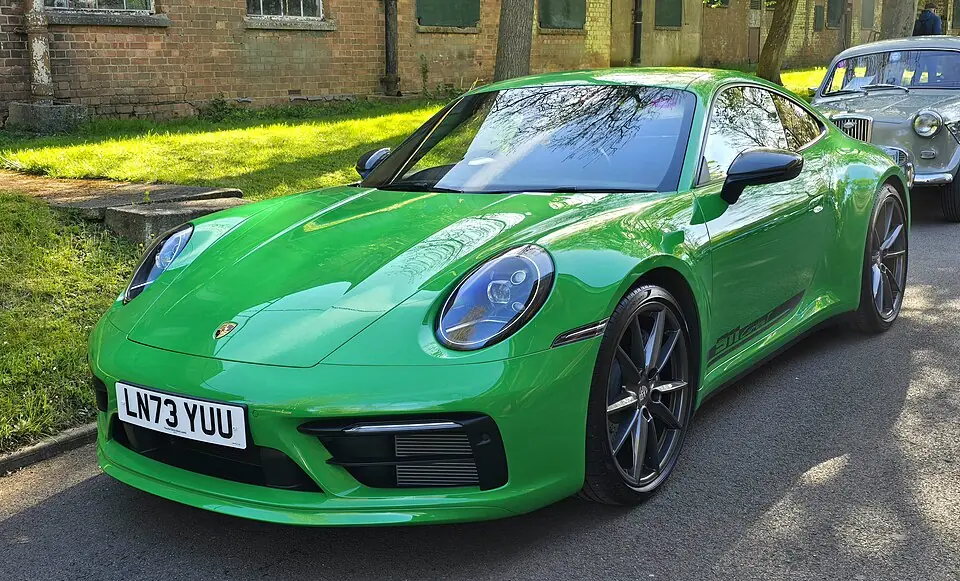 Porsche 911 Carrera T (992), three-quarter front view