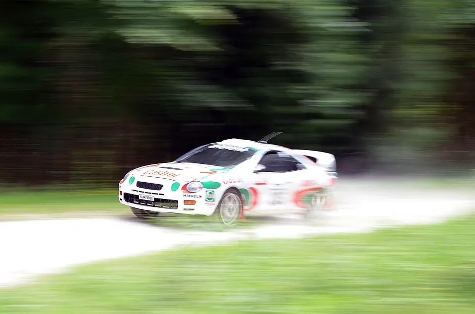 White Toyota Celica GT-Four ST205, three-quarter front view