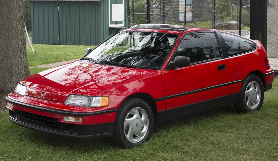 Red Honda CR-X Si, three-quarter front view