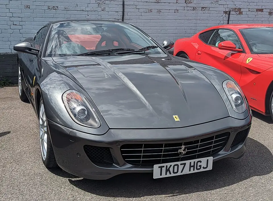 Grey Ferrari 599 GTB Fiorano, three-quarter front view