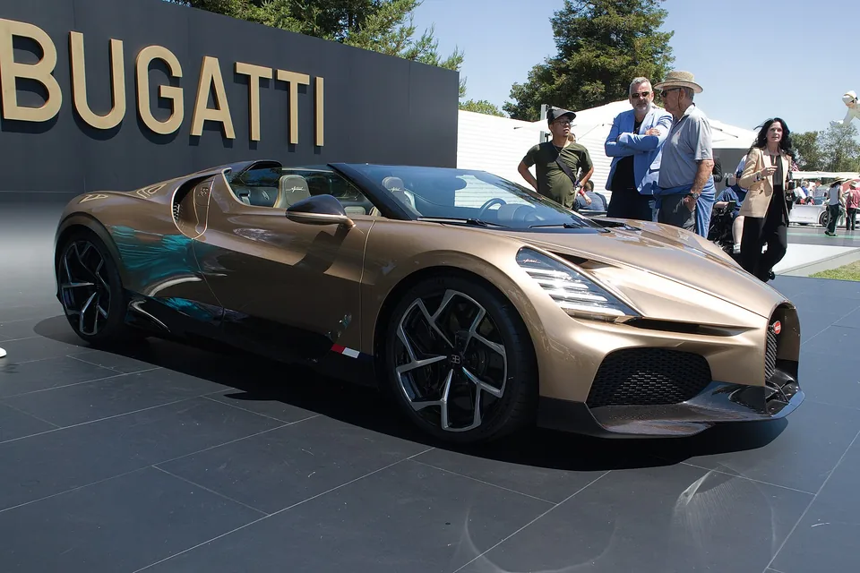 Bronze Bugatti W16 Mistral roadster, three-quarter front view