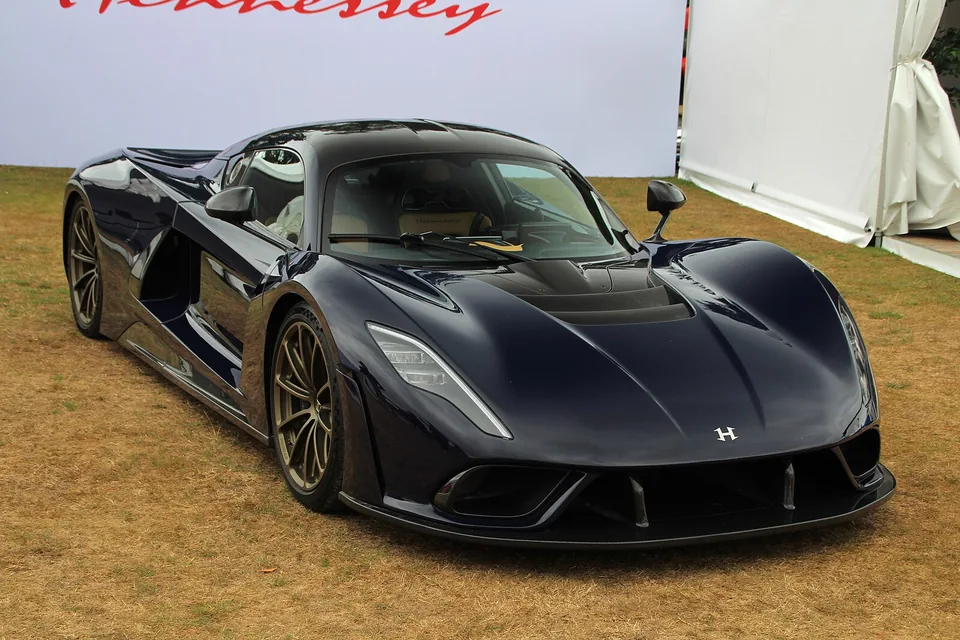 Dark blue Hennessey Venom F5, three-quarter front view